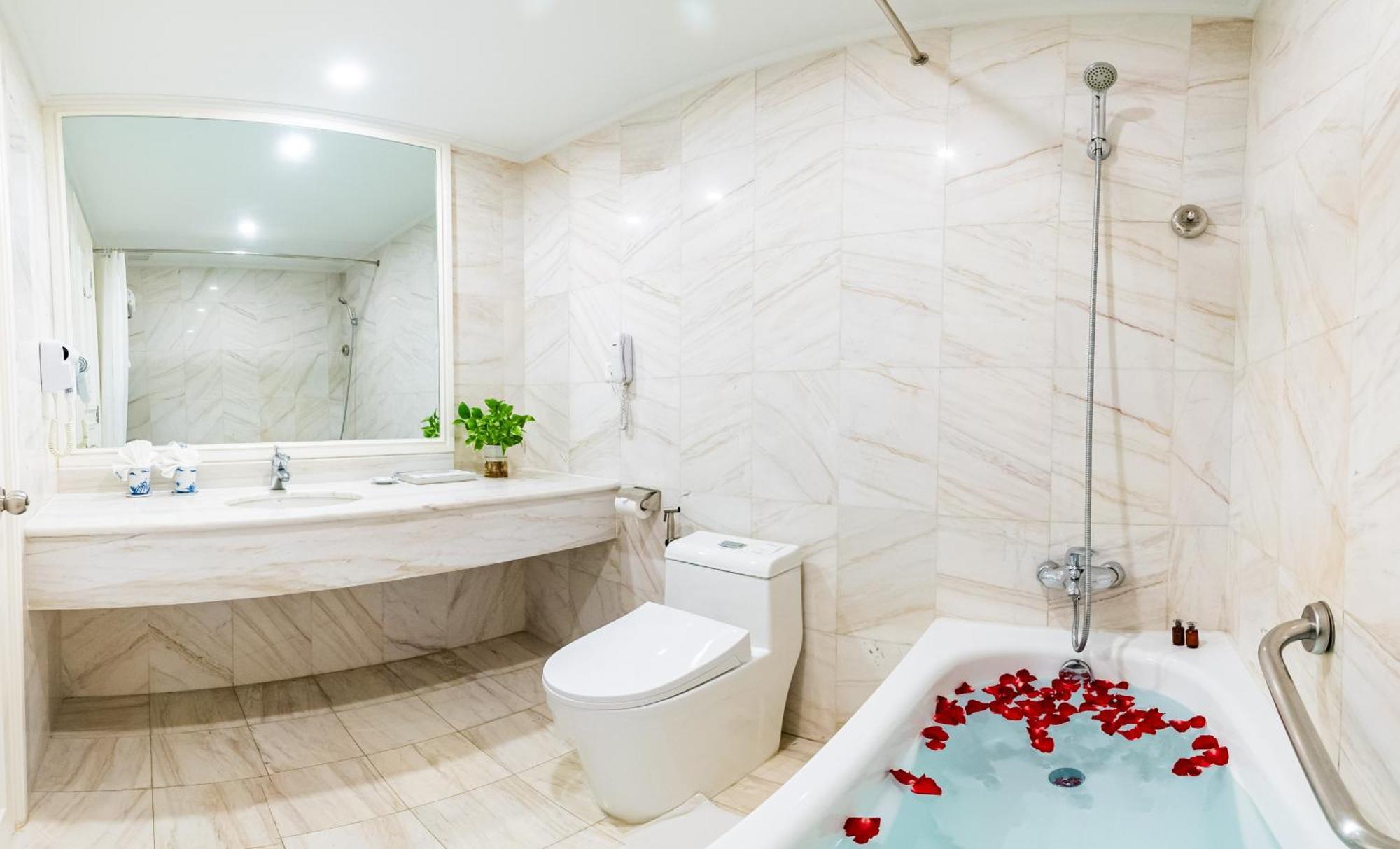 Ha Long Dream Hotel Esterno foto
